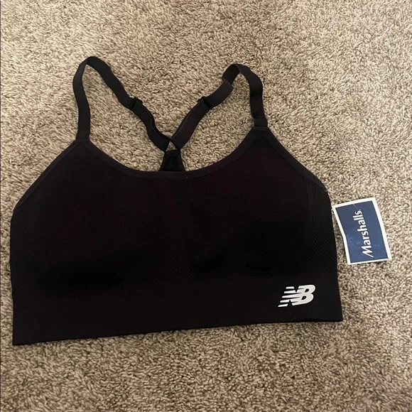 New Balance Black Sports Bra with Logo - Picture 1 of 5